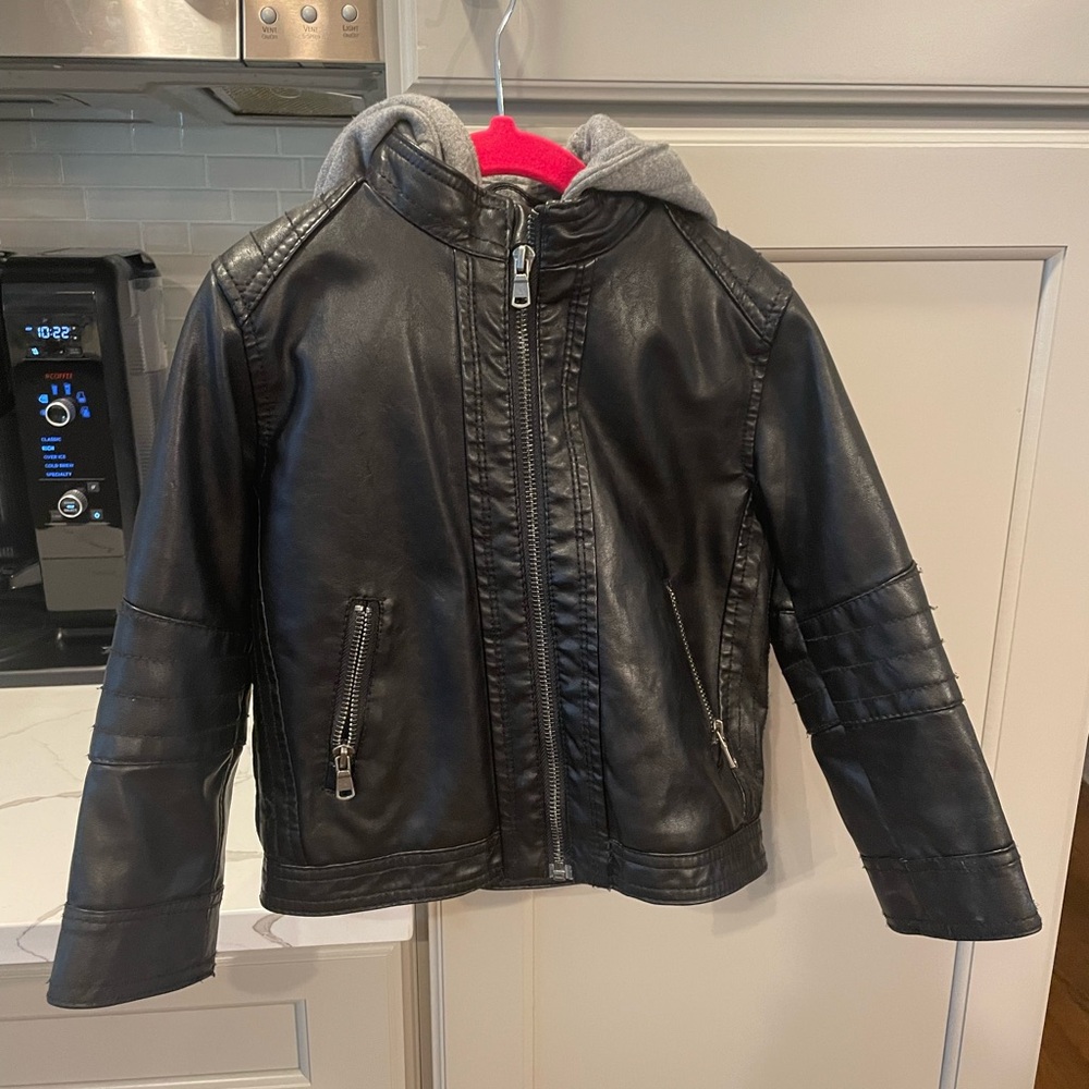 H&M faux leather jacket kids 3-4yr. Super cute & fully lined.SPRING SALE